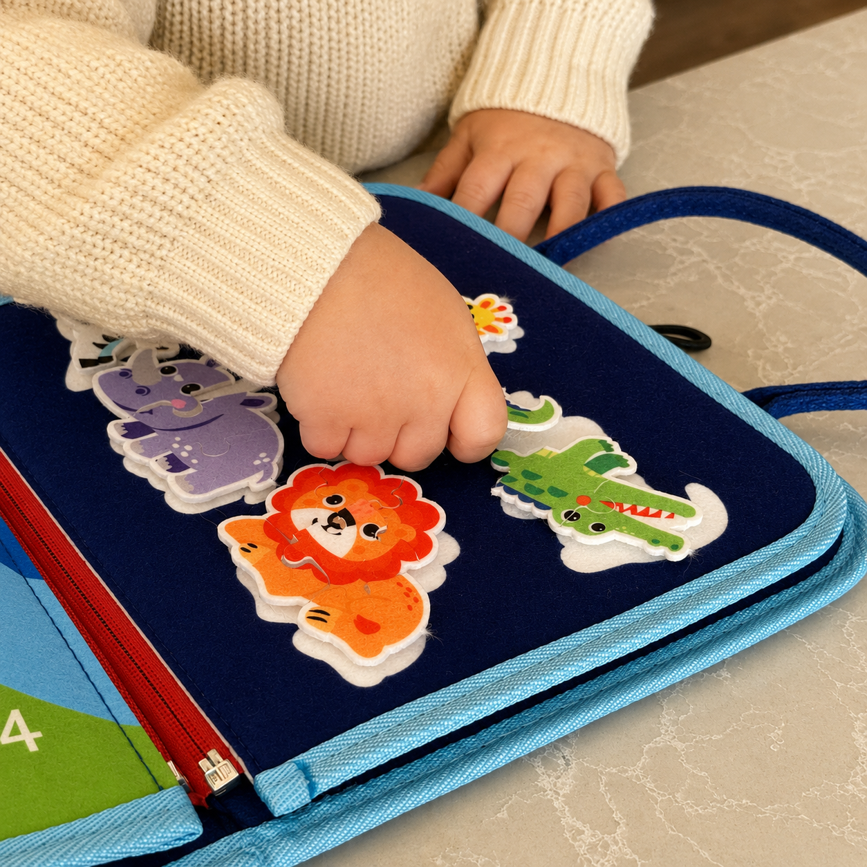 Secello Montessori Busy Board